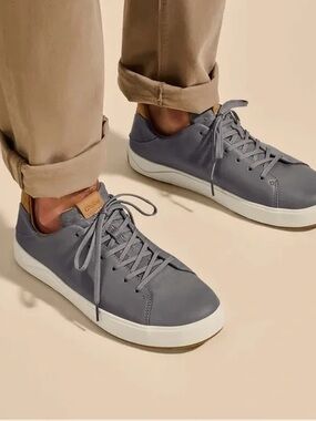 OluKai Men's Lae'ahi Li ‘Ili Sneaker - Size 9